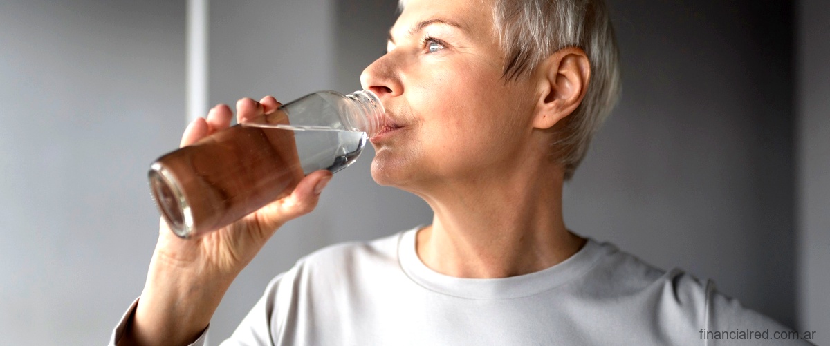 ¿Cómo se toma el suero de rehidratación oral?