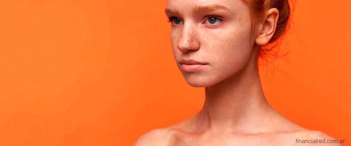Mancha naranja en la piel: causas y tratamiento